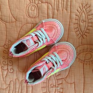 Baby girl vans sneakers